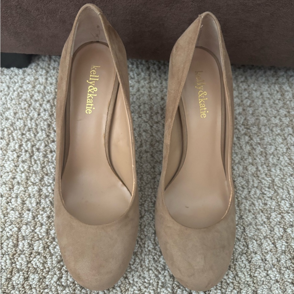 Kelly & Katie Taupe Suede Round-Toe Pumps